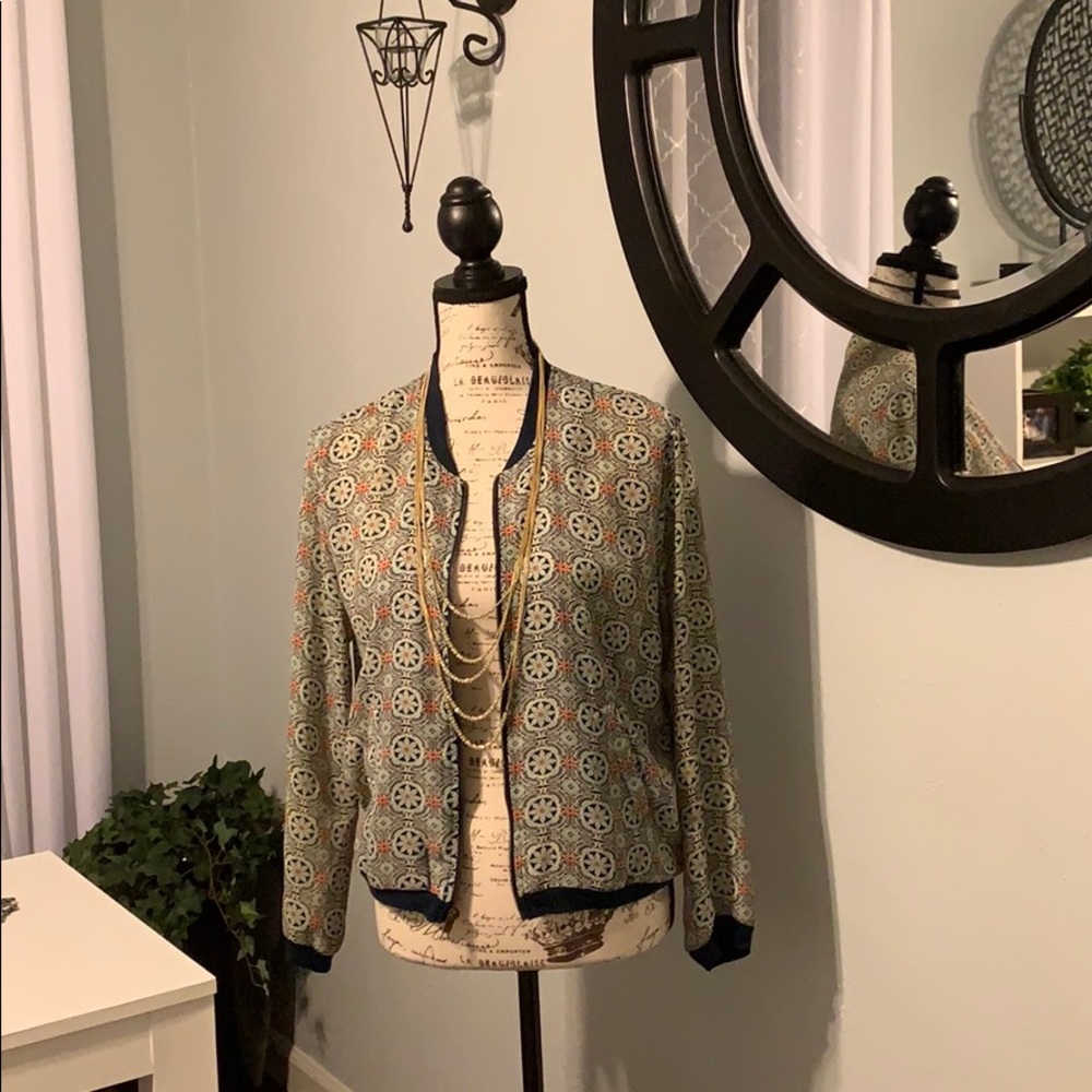 About A Girl zip up polyester 100% sweater. Small